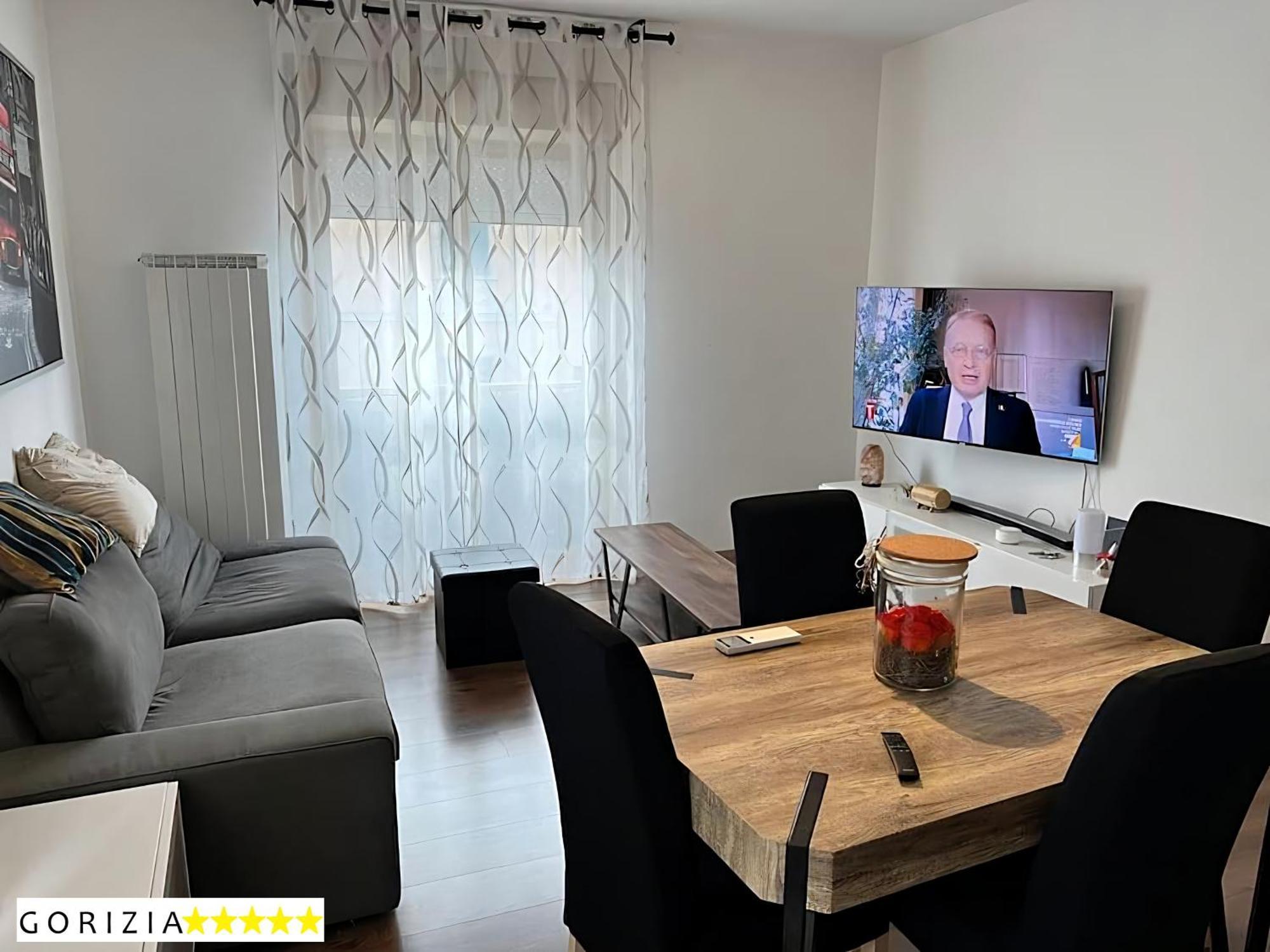 Gorizia Central Luxe Apartment 6 Posti Letto Екстериор снимка